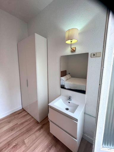 Bathroom, Calma House, Barcelona