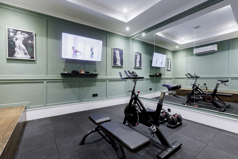 Others 5, Mayfair Place (temporarily closed), Badung