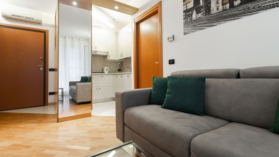 Others 5, Italianway - Ceroni 10, Milano