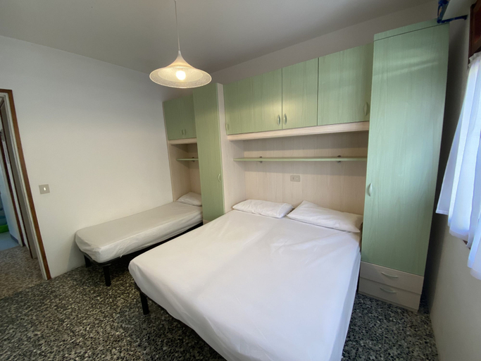 Room 5, Park 17 in Bibione With 2 Bedrooms and 1 Bathrooms, Venezia