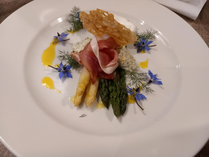 Food & Drinks 2, Les Trois Prunelles, Lot