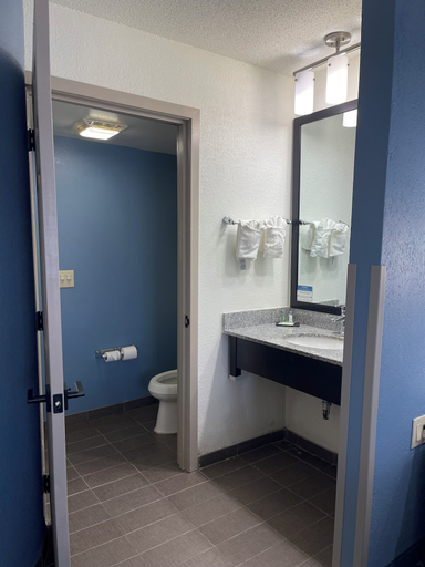 Bathroom 4, Sleep Inn Hanes Mall, Forsyth