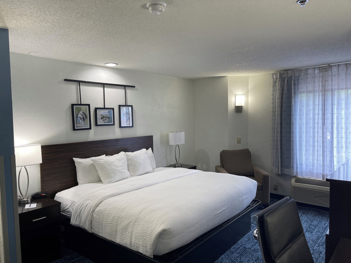 Bedroom 3, Sleep Inn Hanes Mall, Forsyth