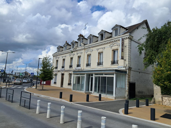 Others 3, hotel de la gare, Seine-et-Marne