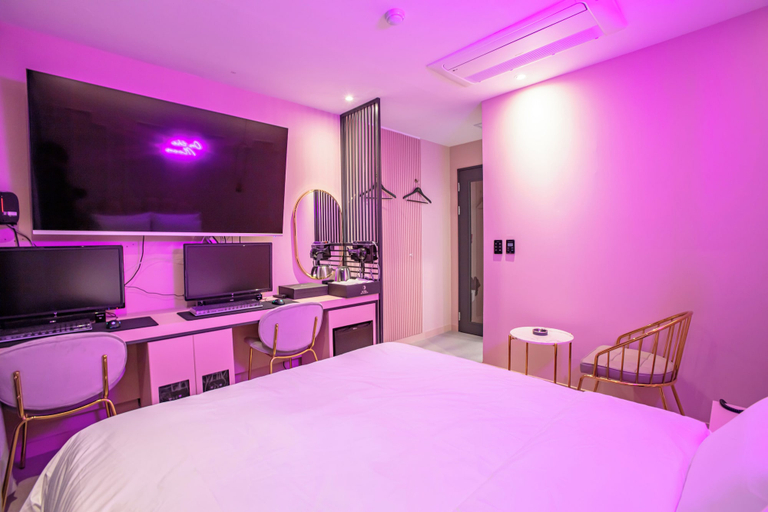 Bedroom 3, onthemoon, Wonju