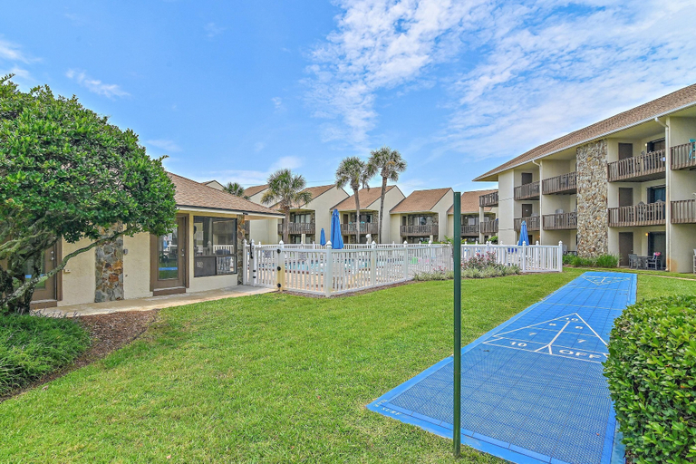 Exterior & Views 2, Blue Surf 6, Walton