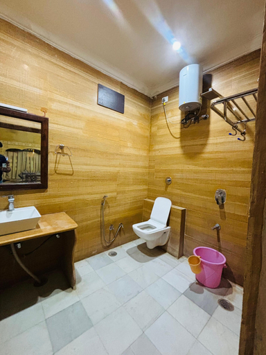Bathroom 4, Wonbin Safari Hotel, Jaisalmer
