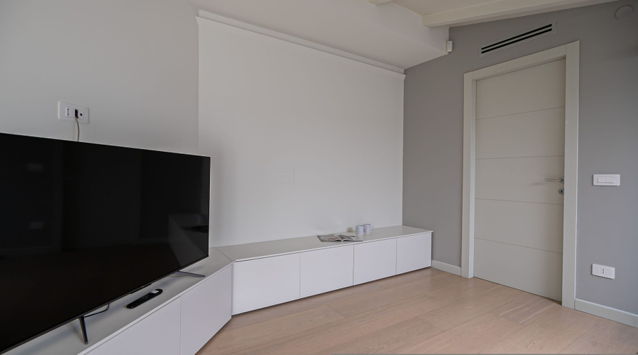 Room 3, Volta 40 - B in Monza, Monza and Brianza