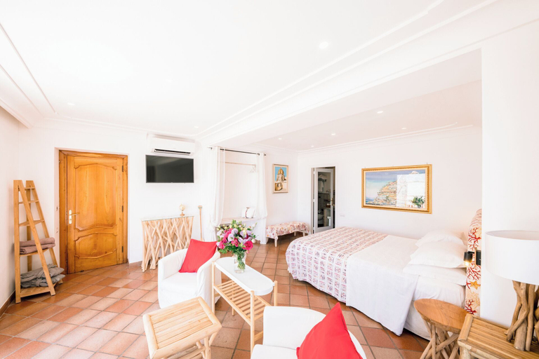 Bedroom 3, Villa Anfitrite, Salerno