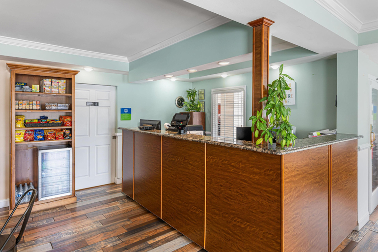 Others 5, SureStay Hotel by Best Western Helen Downtown, White