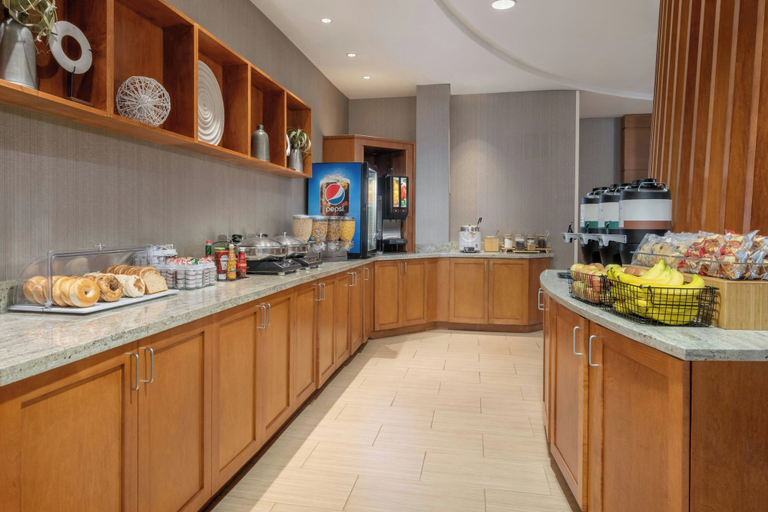 Food & Drinks 4, SpringHill Suites by Marriott Athens West, Oconee