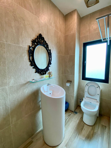 Bathroom 3, Bayu Bayu Hotel by Soft Loft, Penang Island