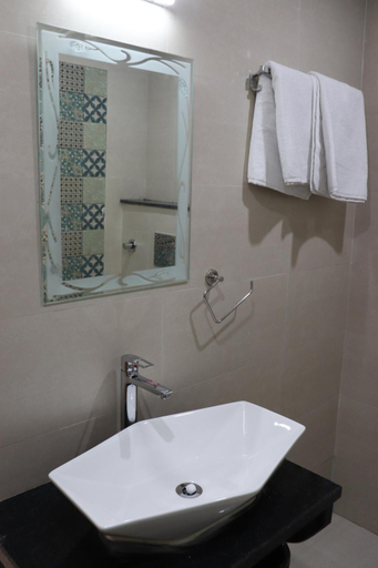 Bathroom 4, Hotel JMB, Jodhpur