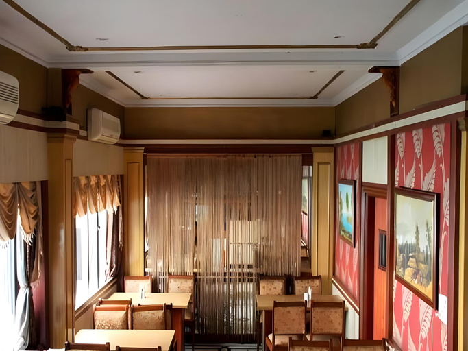 Food & Drinks 5, Pallavi International Hotel, Varanasi
