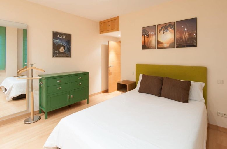 Bedroom 3, Chamberi Scene 2 Bedroom Home in Chamberi, Madrid