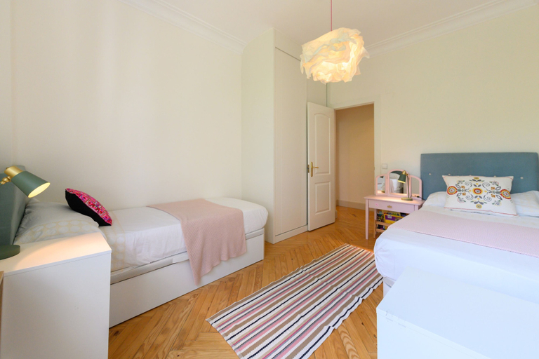 Room 2, M Ore39 Piso de 3 Dormitorios 2 Ba os y Estu, Madrid