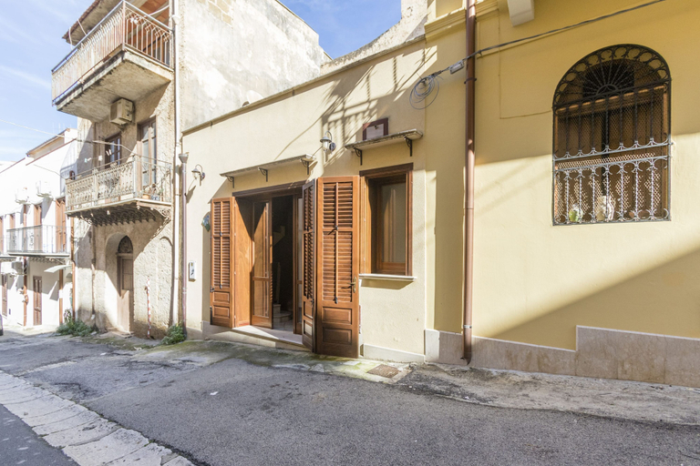 Room 3, Visitsicilia Le Magnole 6, Trapani