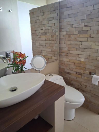 Bathroom 3, Sumanga Hotel Boutique, Sutatausa