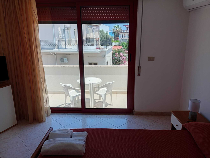 Bedroom 2, Hotel Lungomare 3 Stelle, Reggio Di Calabria