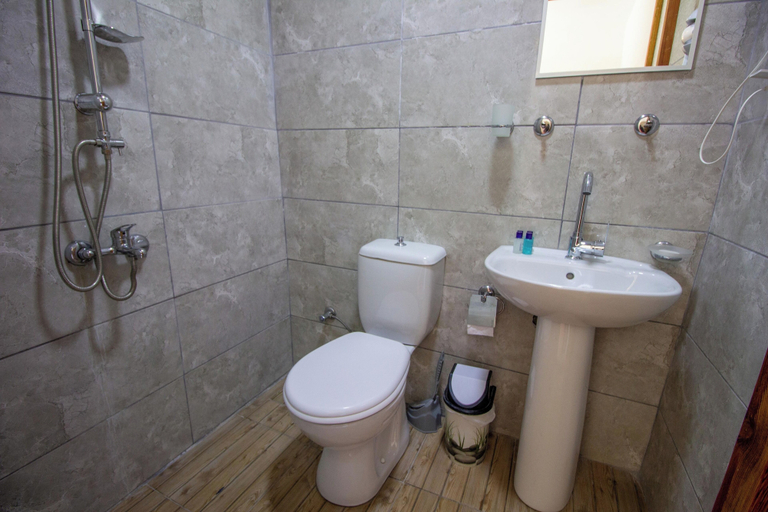 Bathroom 3, GÜL PENSİON, Fethiye