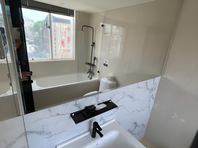 Bathroom 3, Meworld Hotel - Songshan, Taipei City