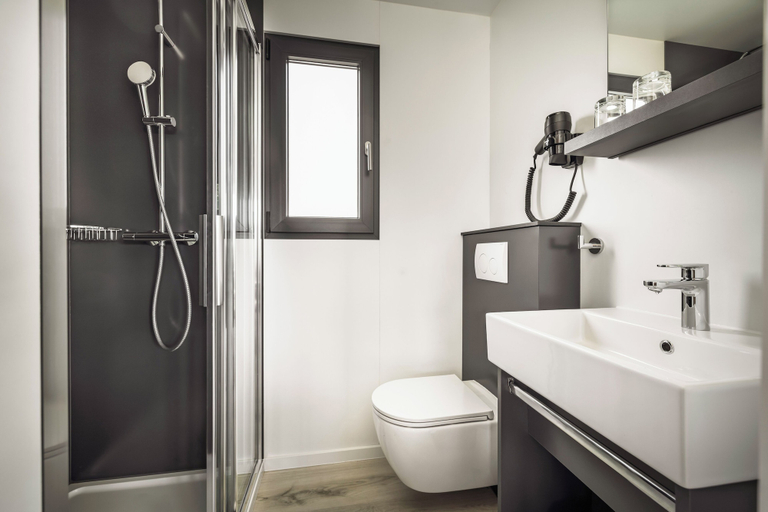 Bathroom 5, Maistra Camping Koversada Covered Mobile homes, Vrsar