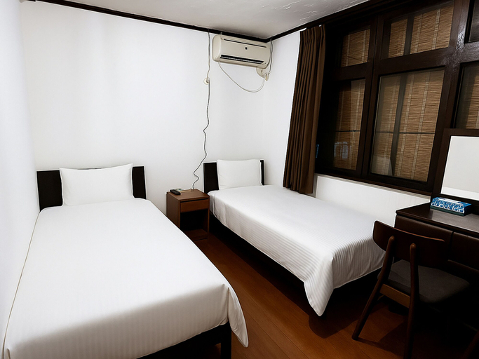 Bedroom 3, NAGACHIBI, Miyakojima