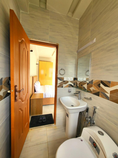 Bathroom, Hotel 22, Hazara