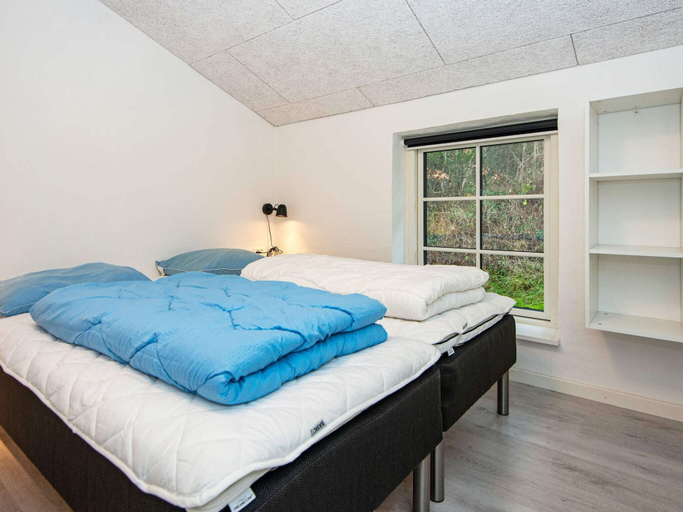 Bedroom 3, 12 Person Holiday Home in Henne, Varde