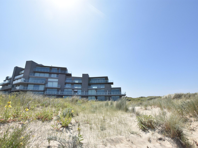 Others 4, Bright Coastal Family Escape, West-Vlaanderen