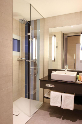 Bathroom 4, Hafenhotel Meereszeiten, Ostholstein