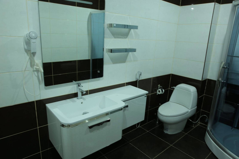 Bathroom 3, Arena Hotel Dashkasan, Daşkəsən