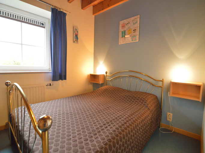 Bedroom 2, Family Cottage with Sauna, Liège