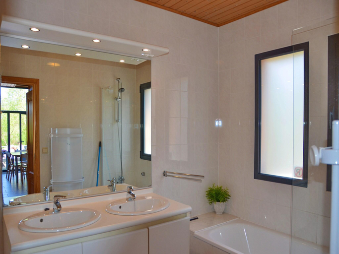 Bathroom, Holiday Home in Houffalize with Sauna, Luxembourg