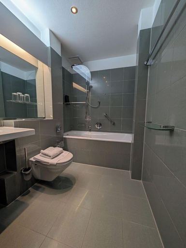 Bathroom 5, Aussen Alster Hotel, Hamburg