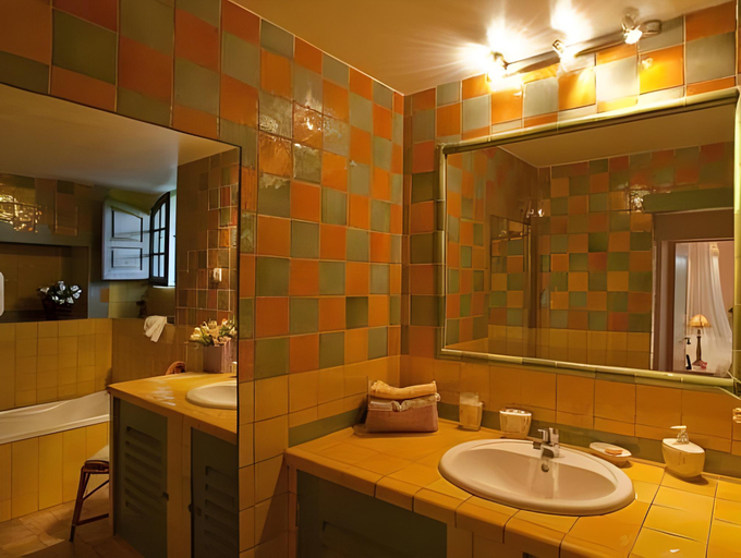 Bathroom 4, Clos des Iris, Alpes-de-Haute-Provence