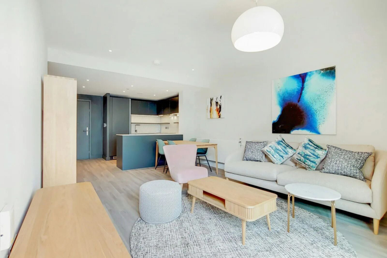 Others 5, Alameda - Campus Accommodation, London
