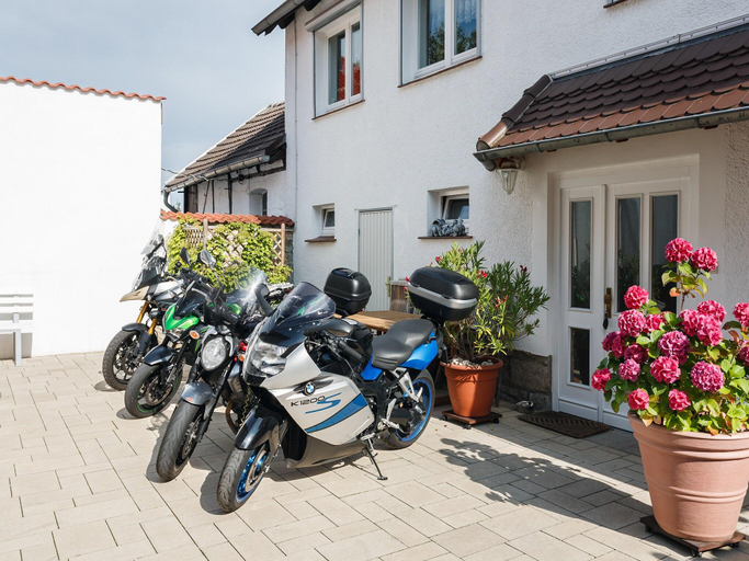 Others 3, Ruhige Ferienwohnung mit Parkplatz in Thale, Harz