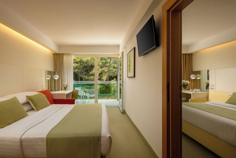 Bedroom 3, Family Hotel Vespera, Mali Lošinj