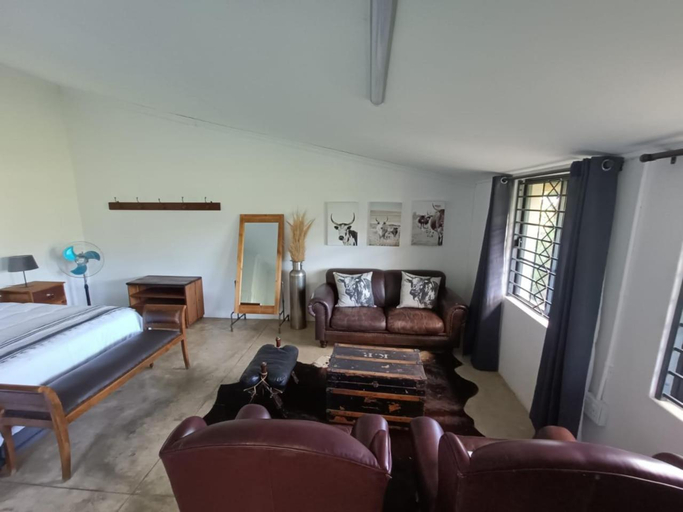 Others 5, Lieu De Grace, West Rand
