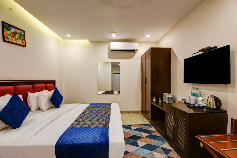 Bedroom 3, La-Sapphire Hotel, Delhi