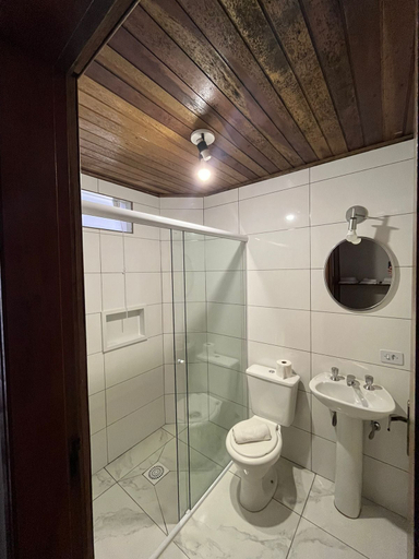 Bathroom 3, Villa Rural, São Bento do Sapucaí