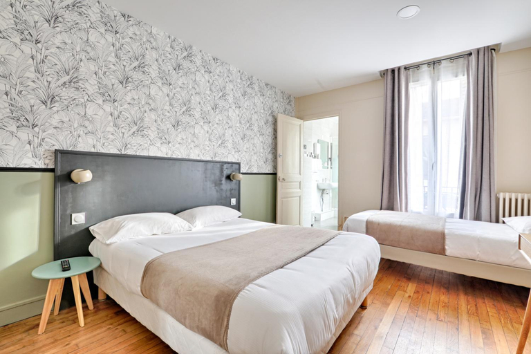 Others 4, Le Florus, Hauts-de-Seine
