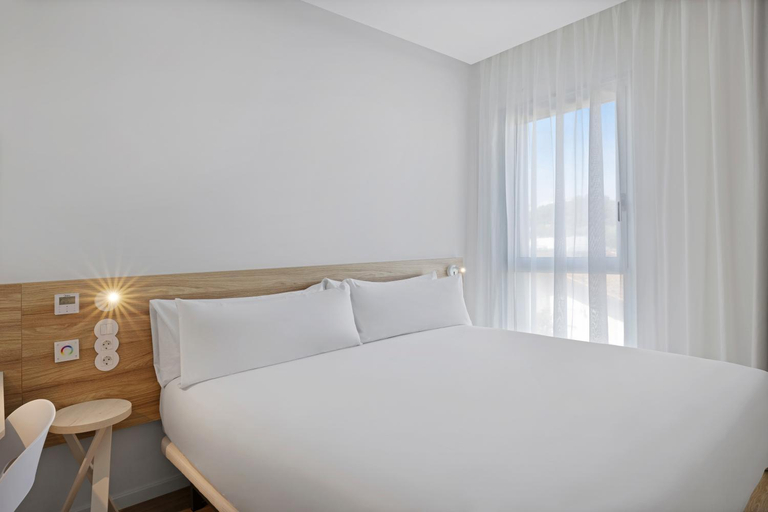 Bedroom 2, B&B Hotel Leiria Fatima, Leiria