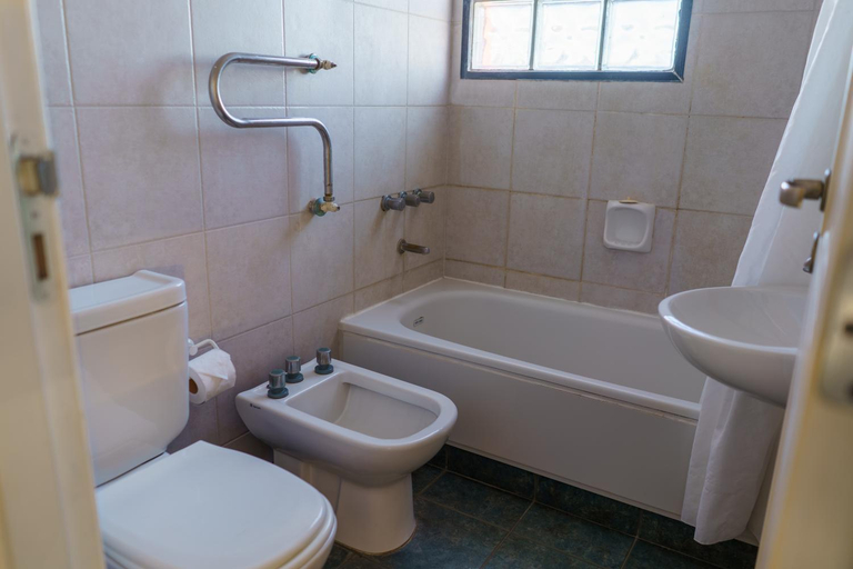 Bathroom 5, ALQUILER PARTICULAR EN HOSTAL DEL sol SAN BERNARDO departamento 512 2 amb con AMENITIES, La Costa
