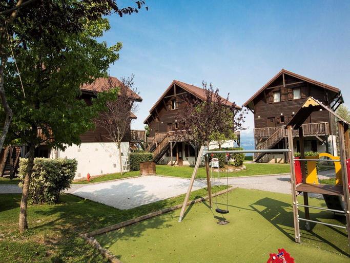 Others 2, Chalet Apartment by Lake Geneva, Evian, Haute-Savoie
