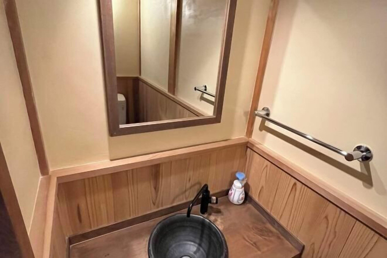 Bathroom 3, Shimizu Kozuki 6min walk to Kiyomizu-dera Temple, Kyoto