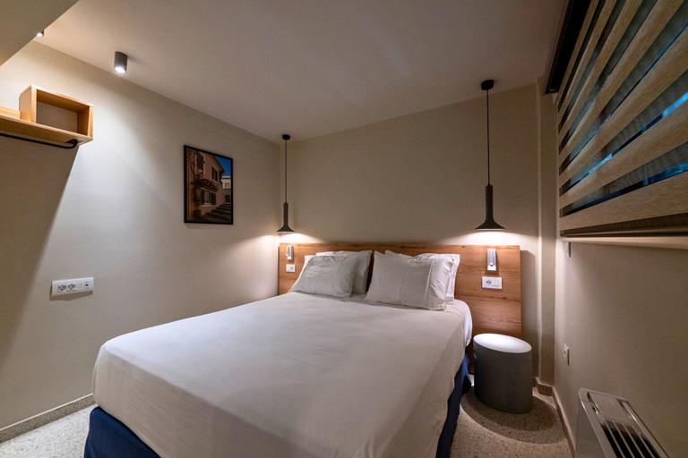 Bedroom 2, Asklipiou Cube, Peloponnese