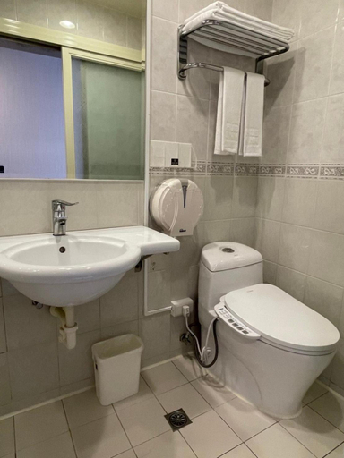 Bathroom 4, Hub Hotel Banqiao Inn, New Taipei City