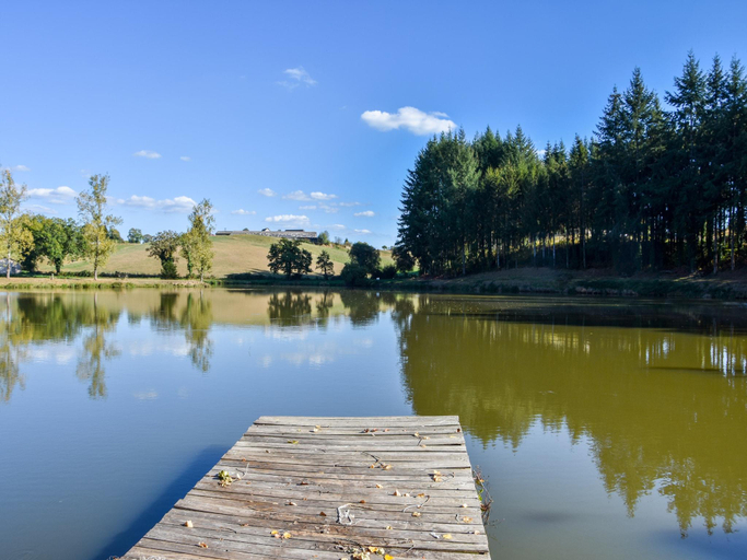 Others 3, Calvinet Retreat for Six Guests, Cantal